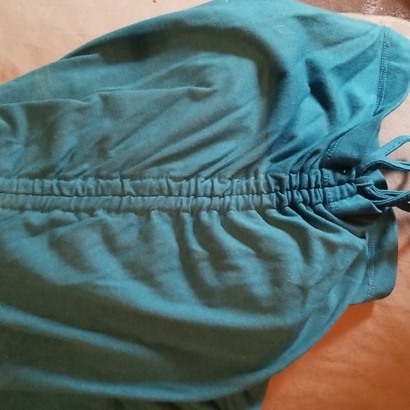 Teal Ruched Sides Tee - Picture 2 of 3